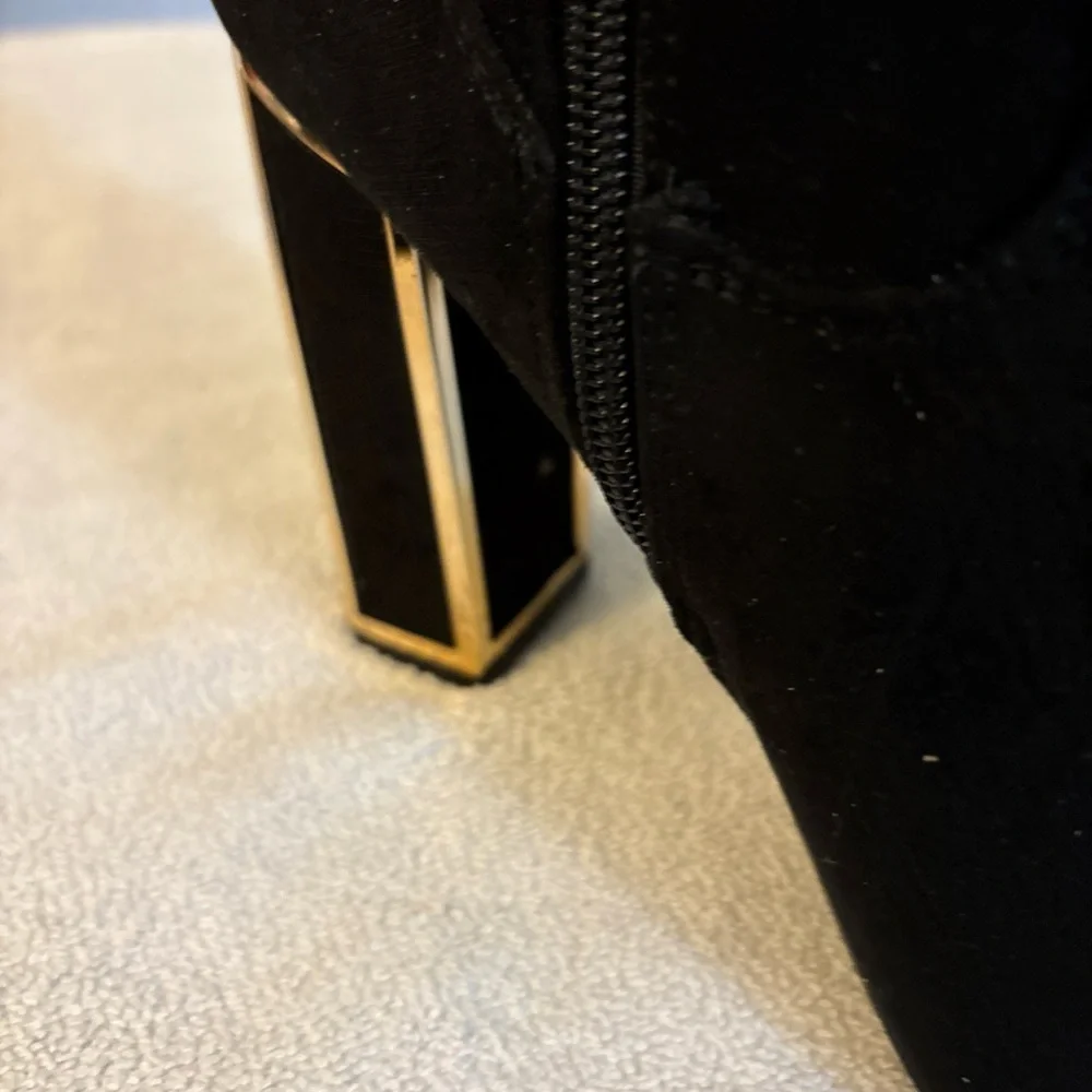 Bamboo Elegant Black Knee-High Women's Boots